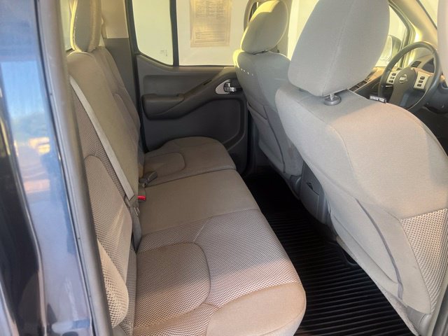 Used 2019 Nissan Frontier SV AWD/4WD image 25