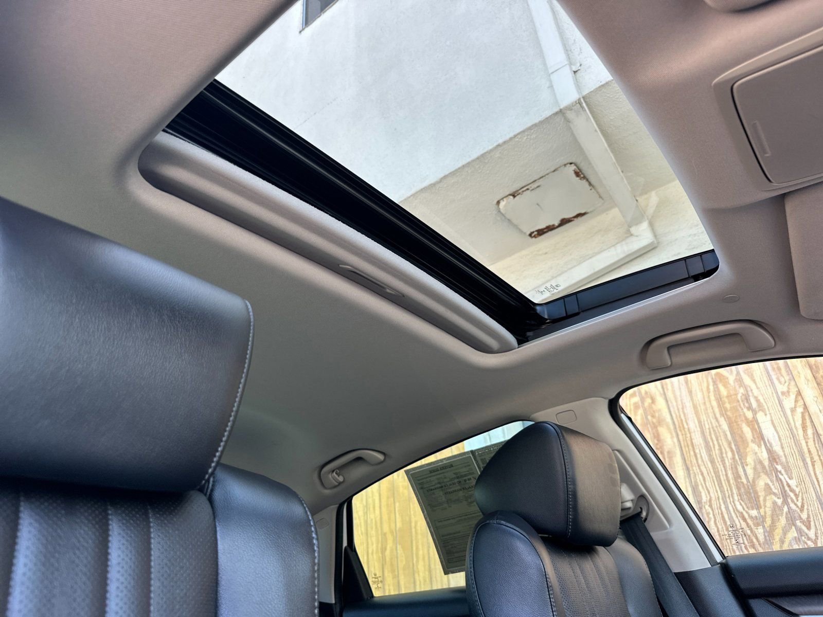 Used 2018 Honda Accord EX-L image 18