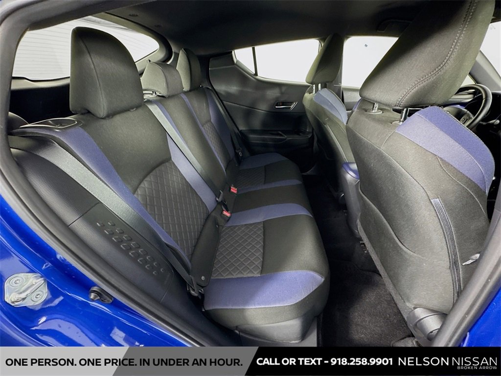 Used 2020 Toyota C-HR XLE image 25