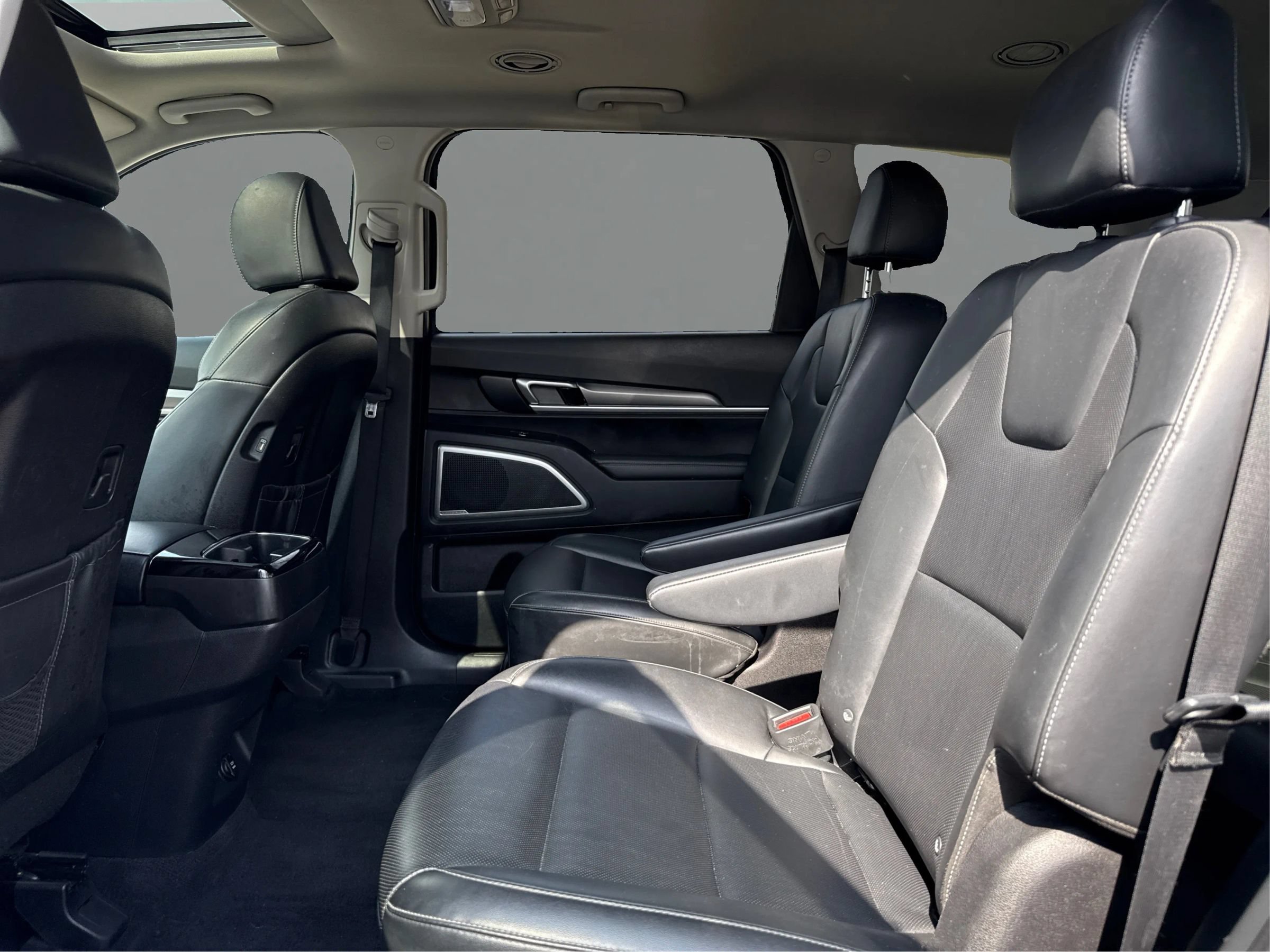Used 2022 Kia Telluride S AWD/4WD image 10