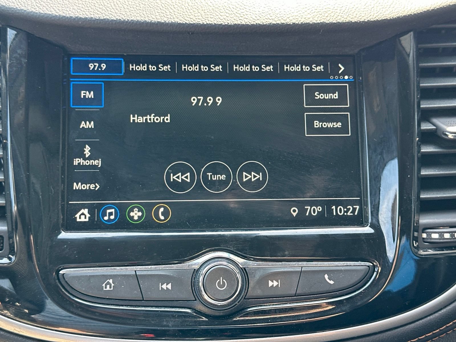 Used 2018 Chevrolet Trax LS AWD/4WD image 18