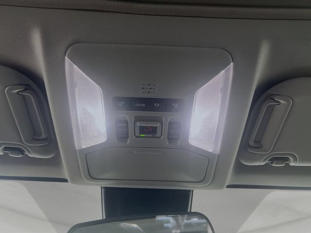 Used 2025 Toyota RAV4 XLE w/ Convenience Package FWD image 20