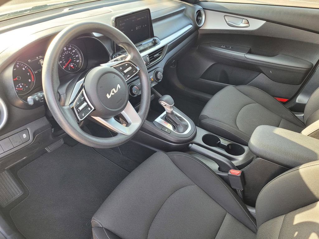 Used 2024 Kia Forte LXS FWD image 8
