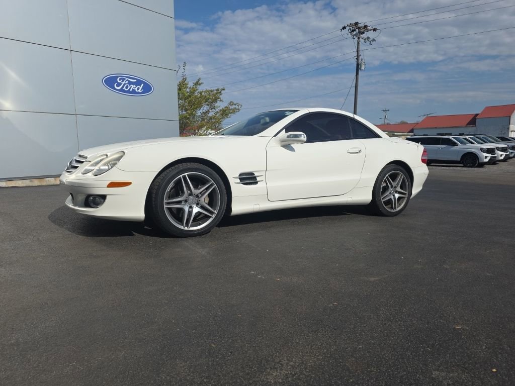 Used 2007 Mercedes-Benz SL 550 image 2