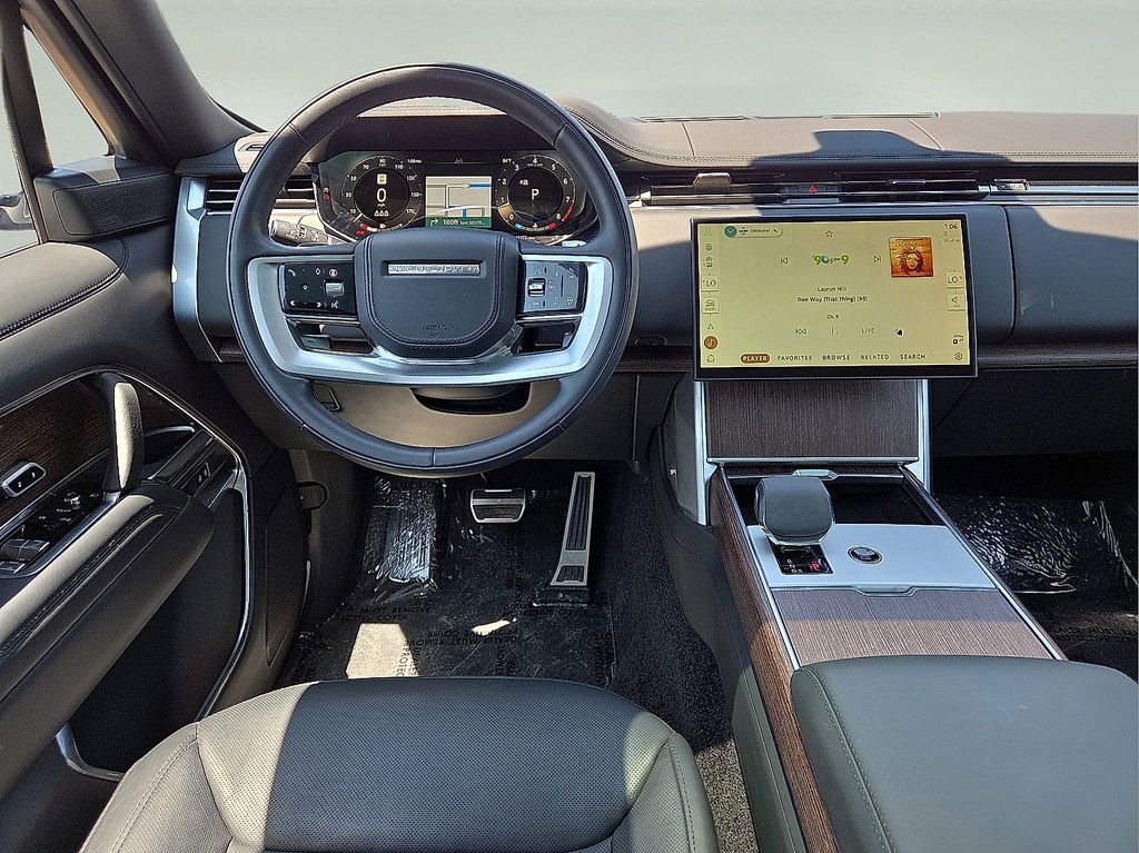 Used 2024 Land Rover Range Rover SE image 18
