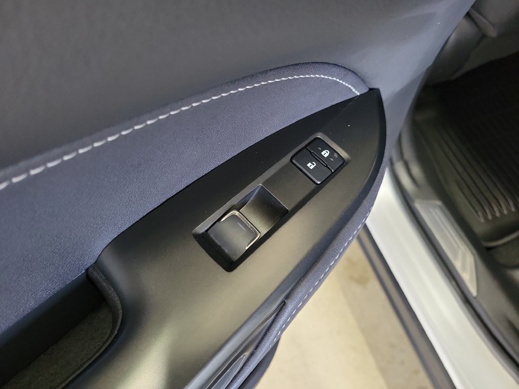 Used 2024 Lexus NX 250 FWD image 15