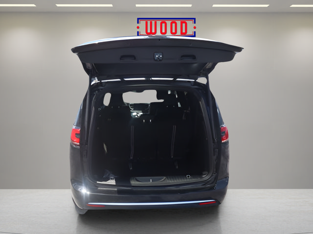 New 2027 Chrysler Pacifica Select FWD image 10