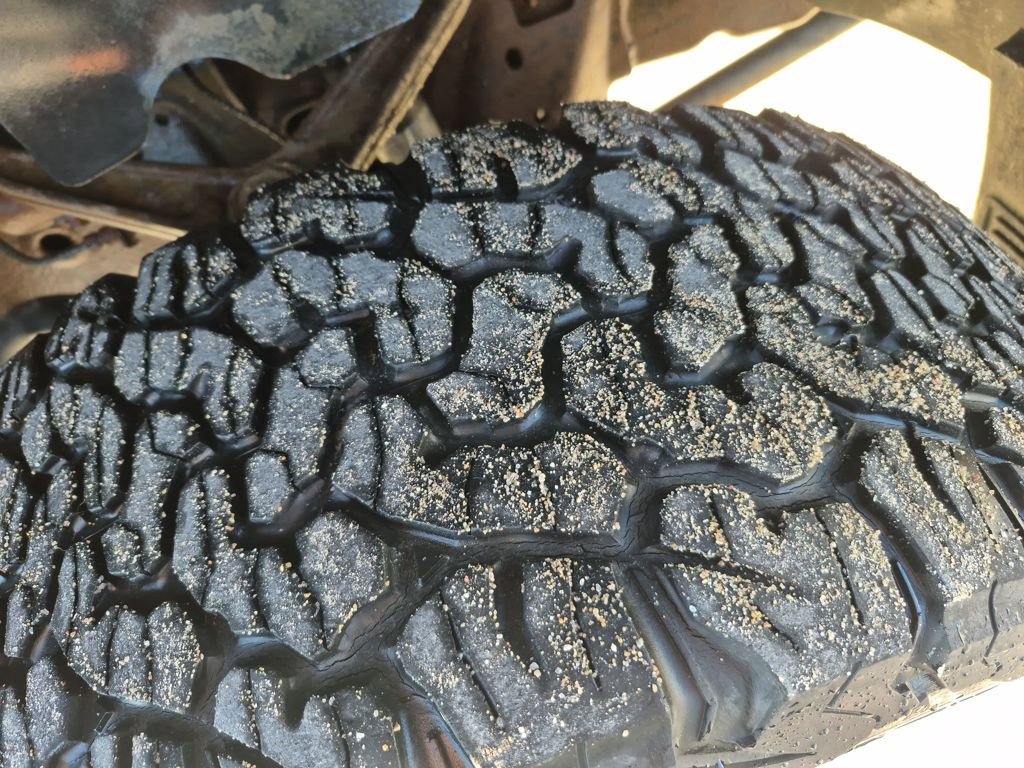 Used 2011 Chevrolet Silverado 2500 LTZ w/ LTZ Plus Package image 28