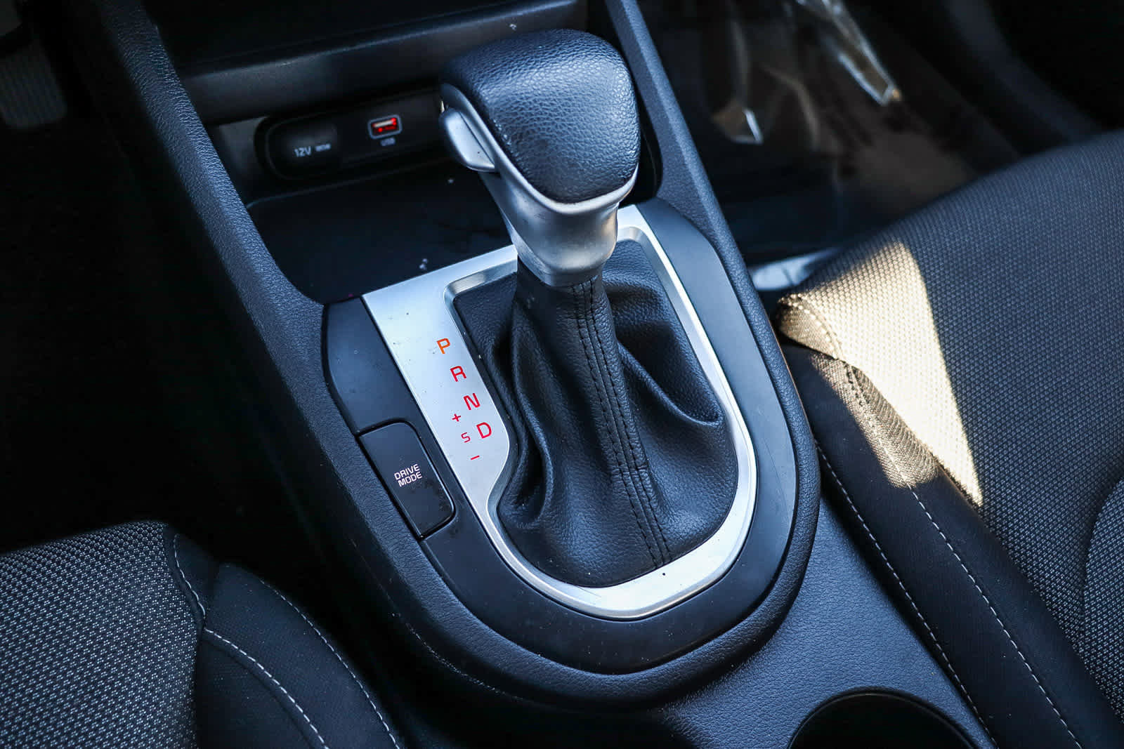 Used 2023 Kia Forte LXS w/ LXS Technology Package image 20