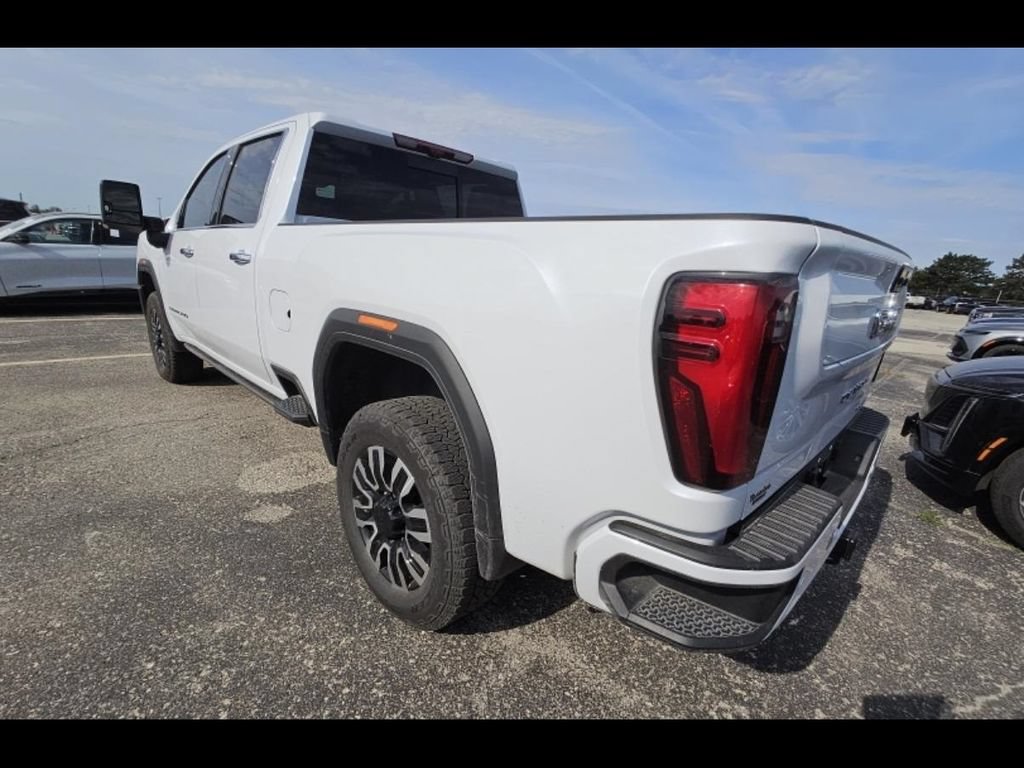 Used 2026 GMC Sierra 2500 Denali Ultimate AWD/4WD image 9
