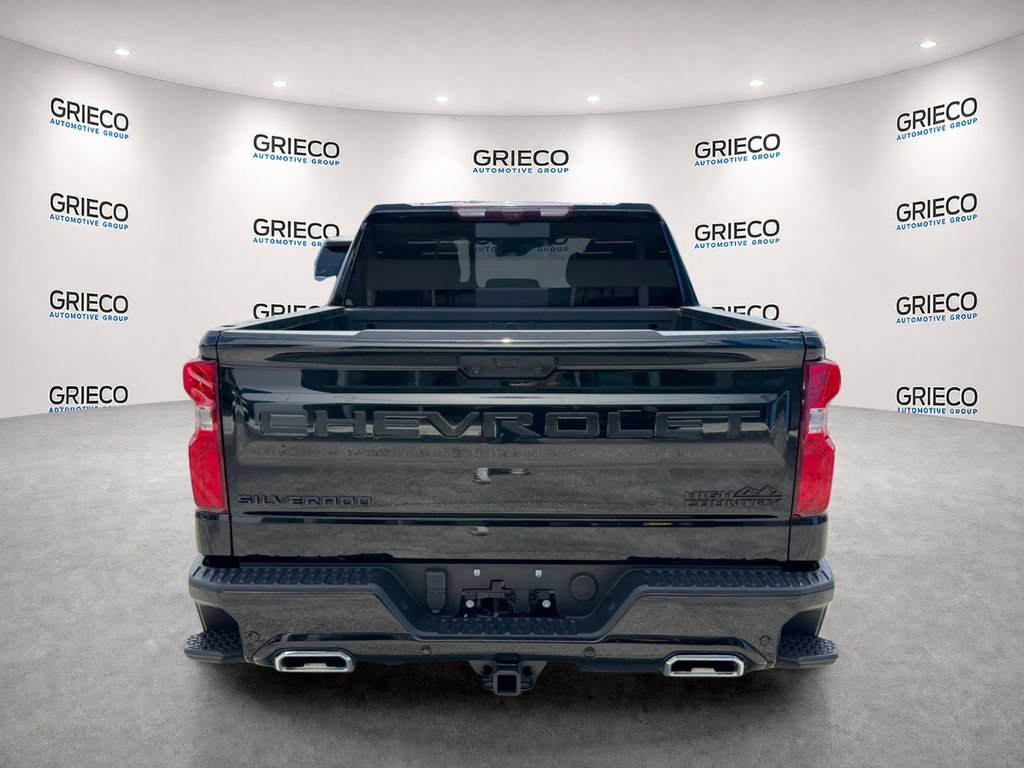 Used 2024 Chevrolet Silverado 1500 High Country w/ Technology Package AWD/4WD image 6