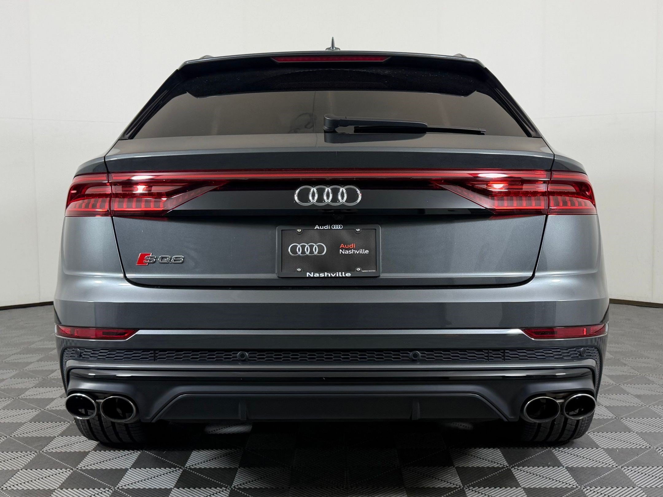 Used 2022 Audi SQ8 Prestige AWD/4WD image 10