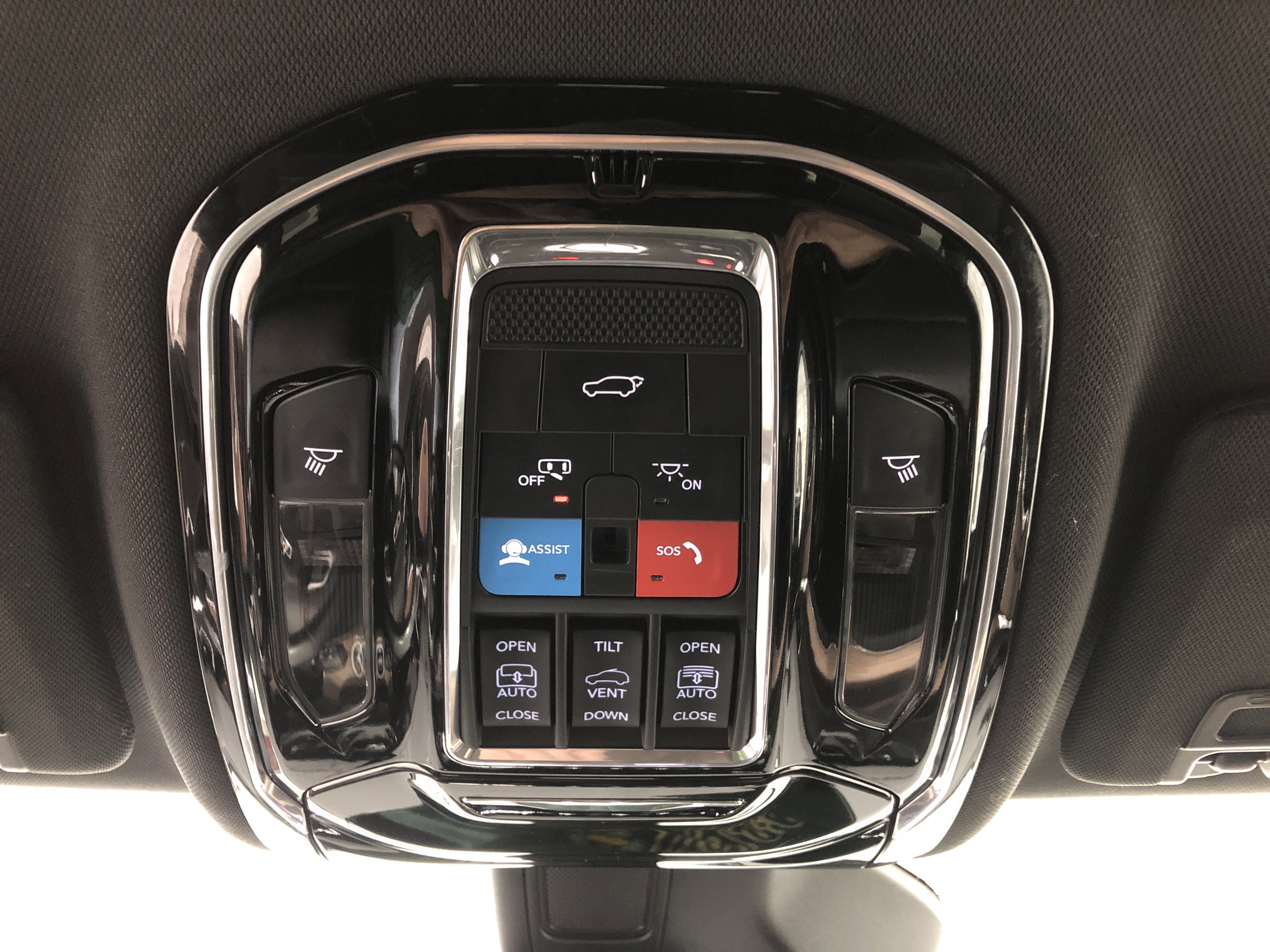 Certified 2024 Jeep Grand Cherokee L Summit w/ Advanced Protech Group IV image 23