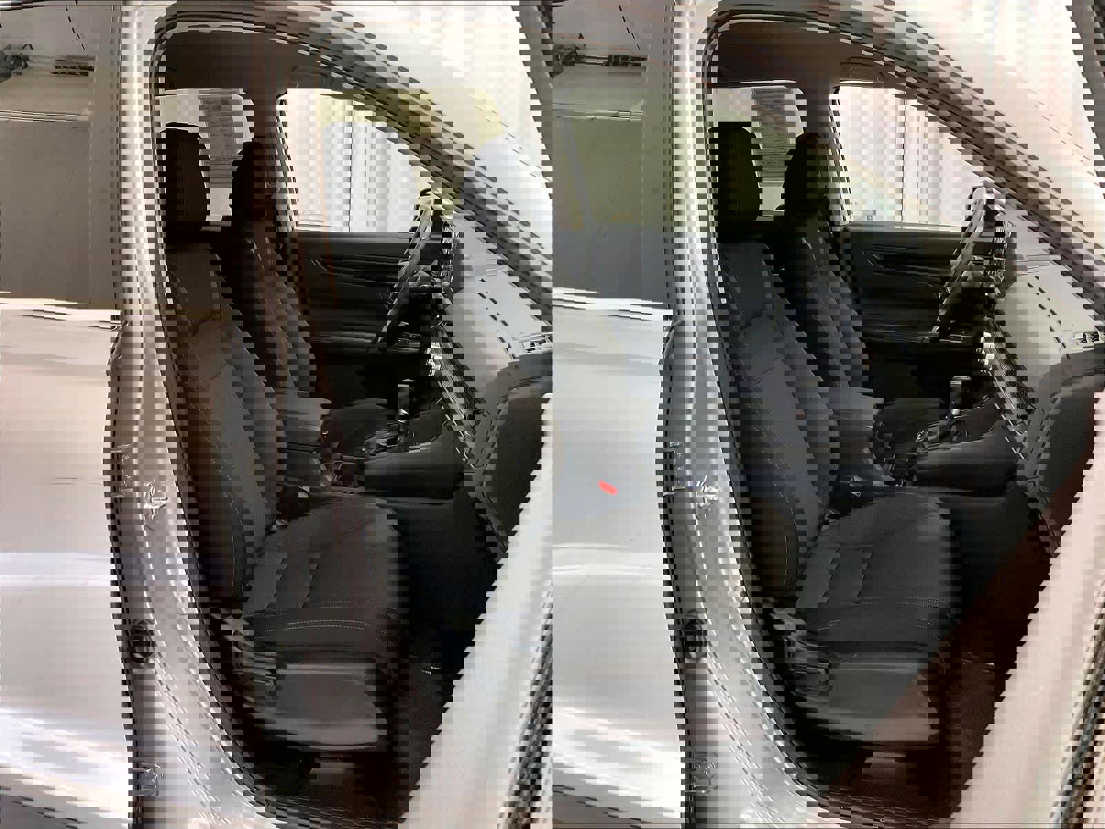 Used 2025 Honda CR-V LX image 11