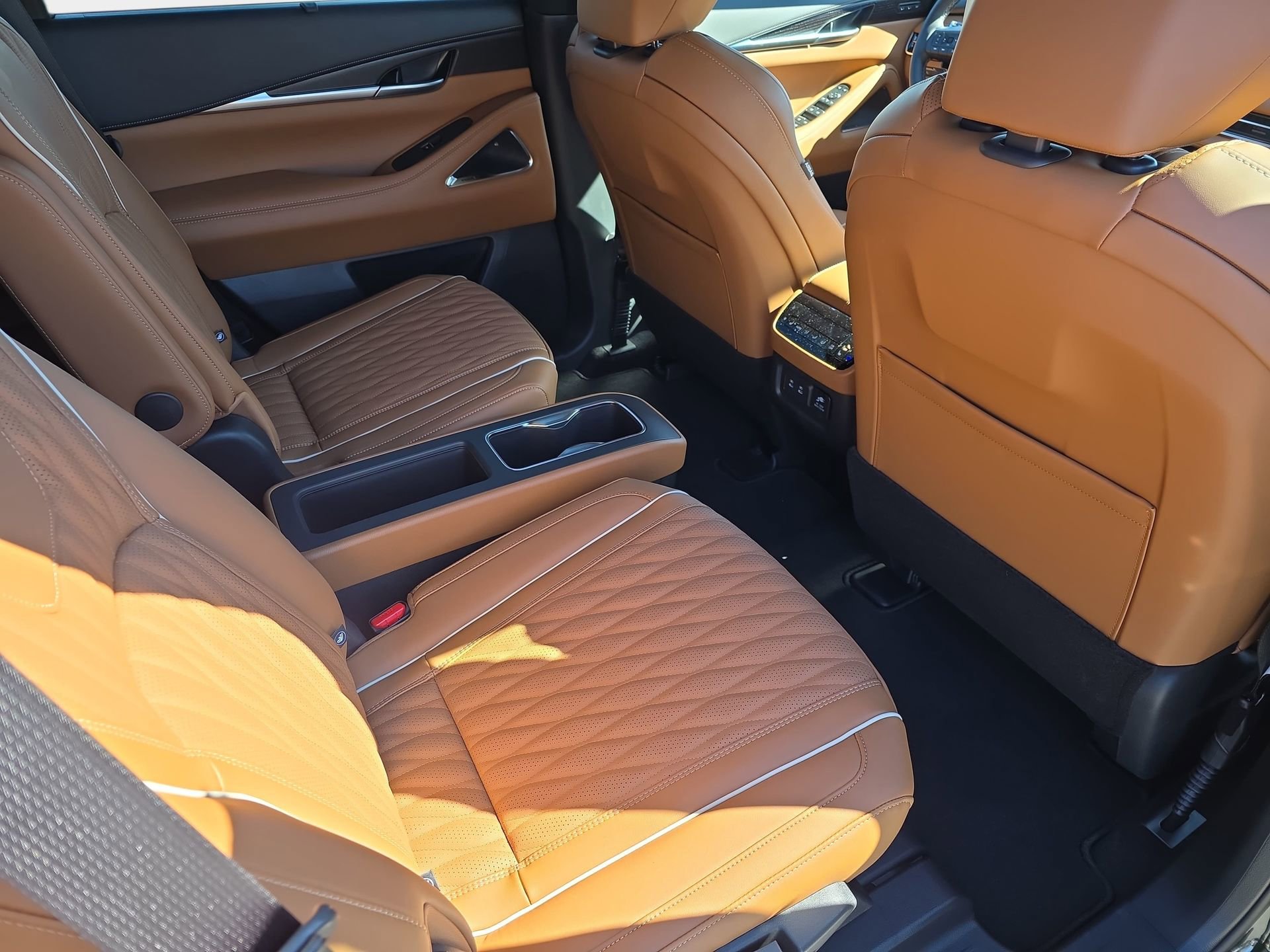 New 2026 INFINITI QX60 Autograph w/ Dark Cargo Package image 11