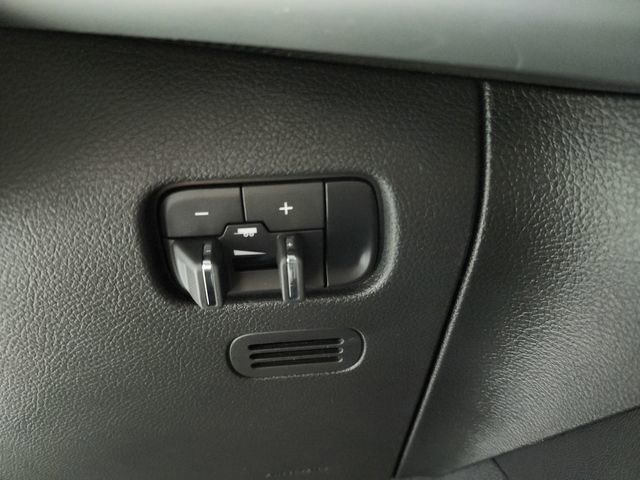 New 2026 Jeep Grand Wagoneer Limited w/ HD Trailer Tow Package image 37