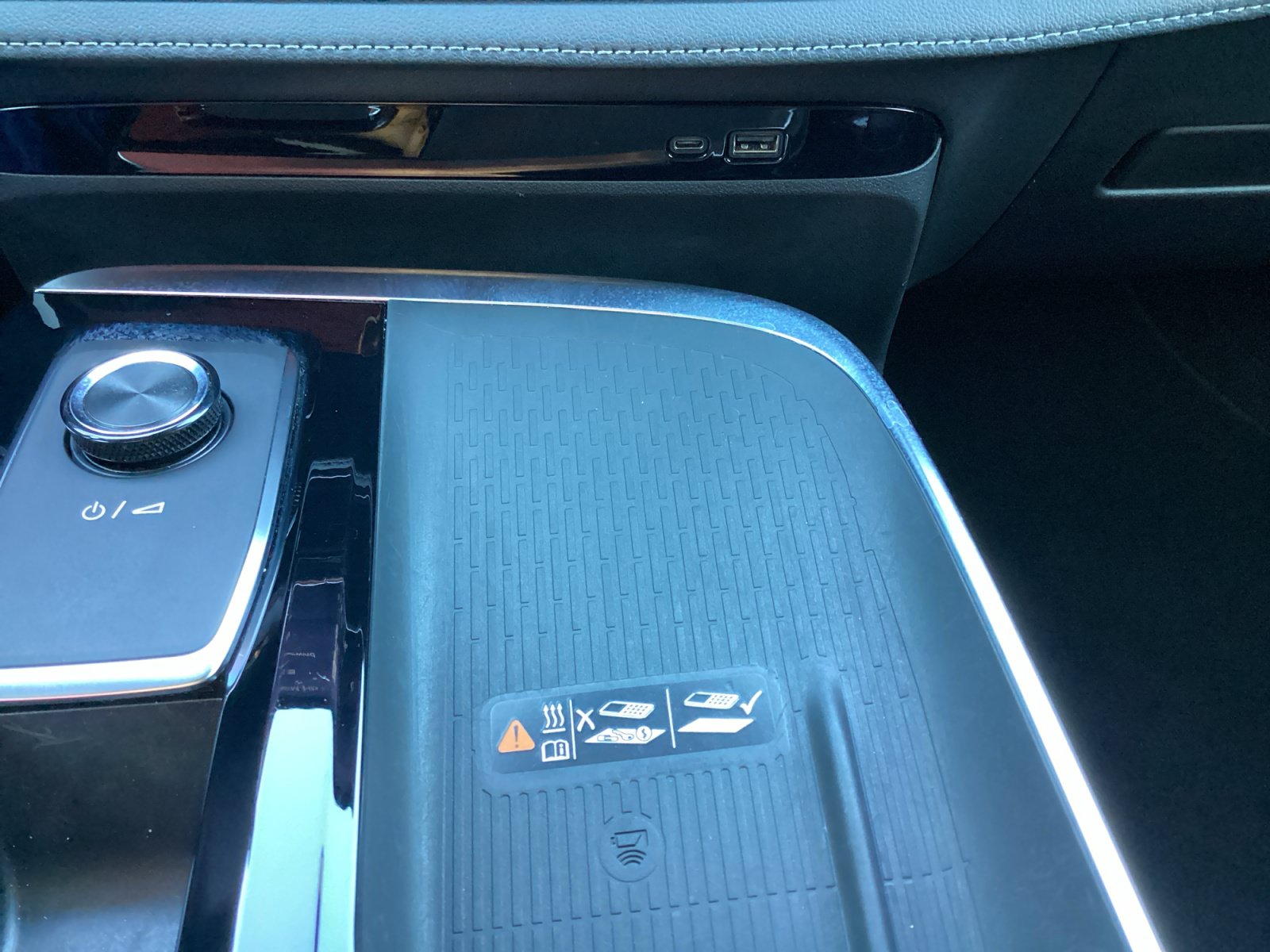 Used 2025 Buick Enclave Sport Touring FWD image 26