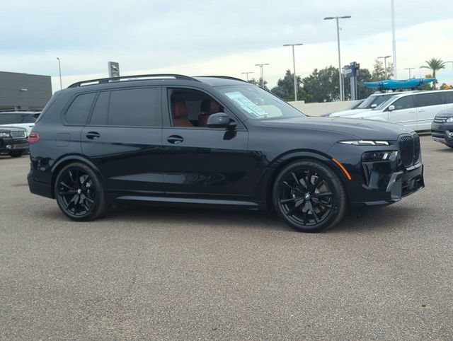 New 2026 BMW X7 xDrive40i w/ M Sport Package image 4