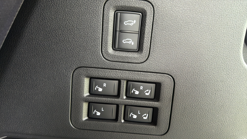 Certified 2026 Nissan Armada PRO-4X AWD/4WD image 13