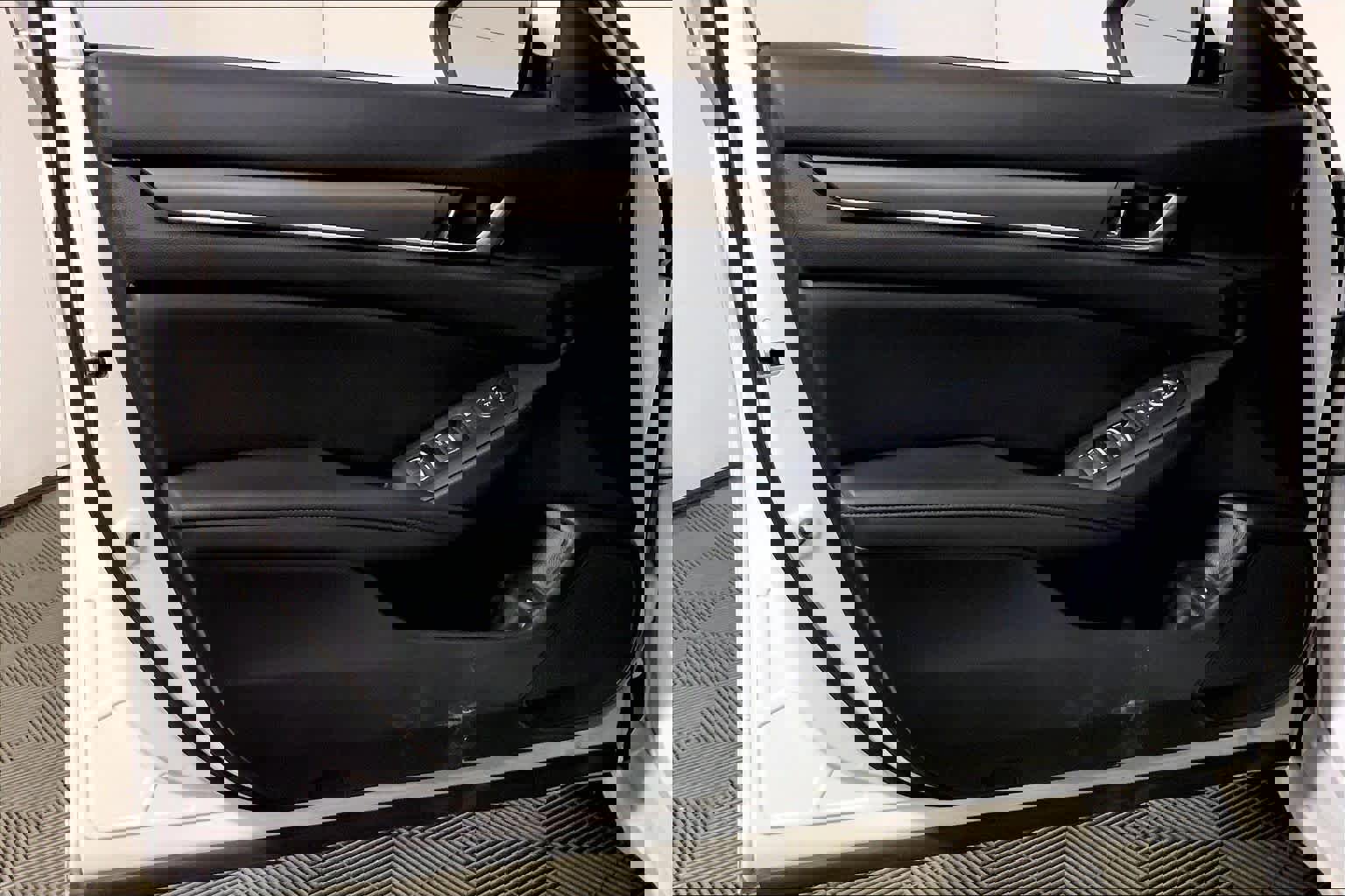 Used 2019 Honda Accord LX image 22