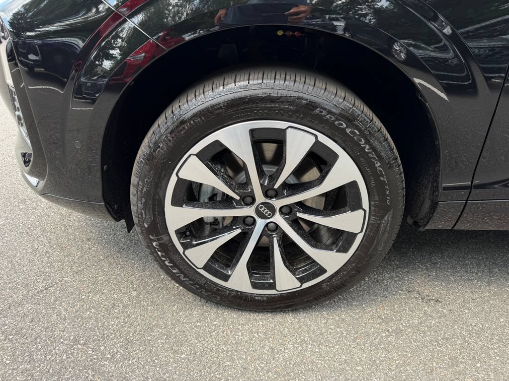 New 2026 Audi Q3 quattro 2.0T AWD/4WD image 8