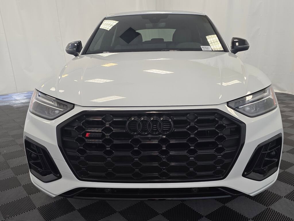Used 2025 Audi SQ5 Premium Plus w/ Premium Plus Package image 9