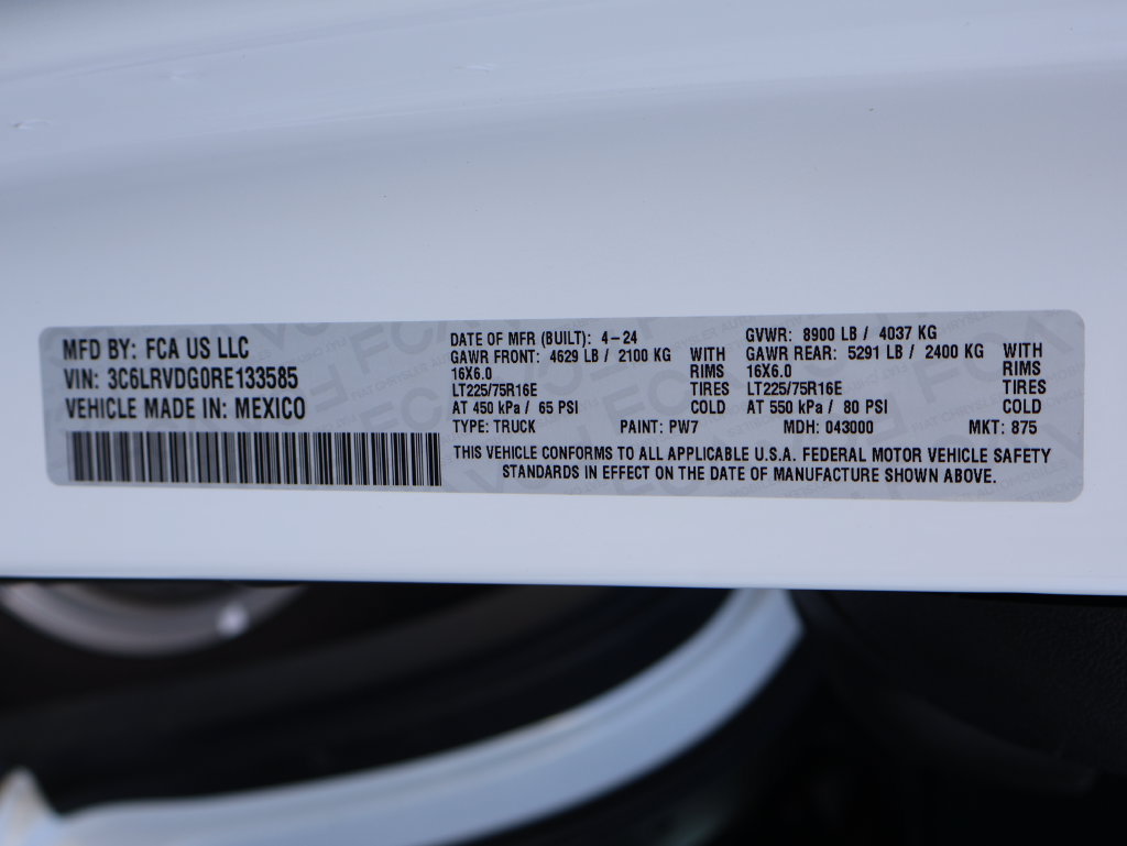 Used 2024 RAM ProMaster 2500 w/ Premium Convenience Group FWD image 41