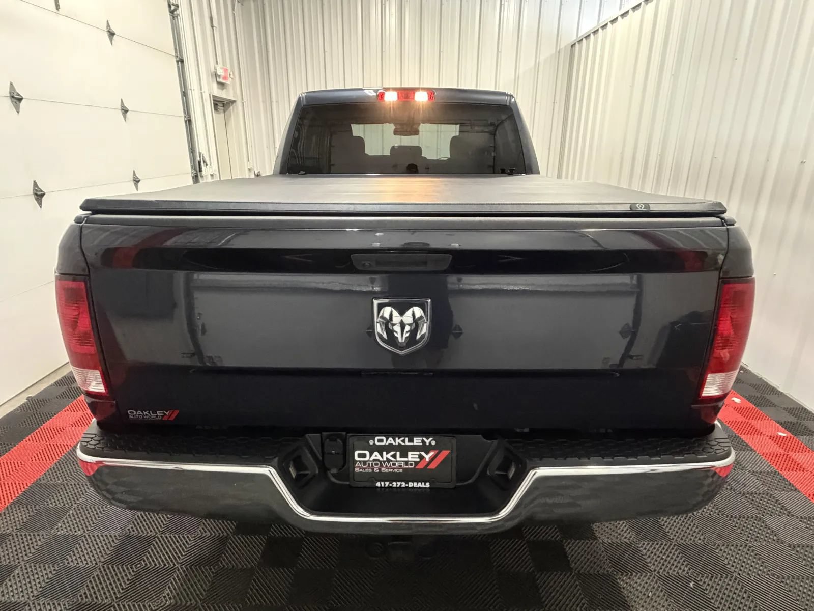 Used 2019 RAM 1500 Tradesman w/ Chrome Plus Package RWD image 3