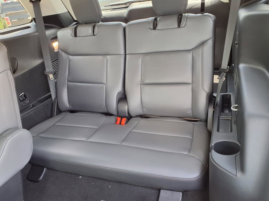 New 2025 Ford Explorer Active w/ Active Comfort Package image 9