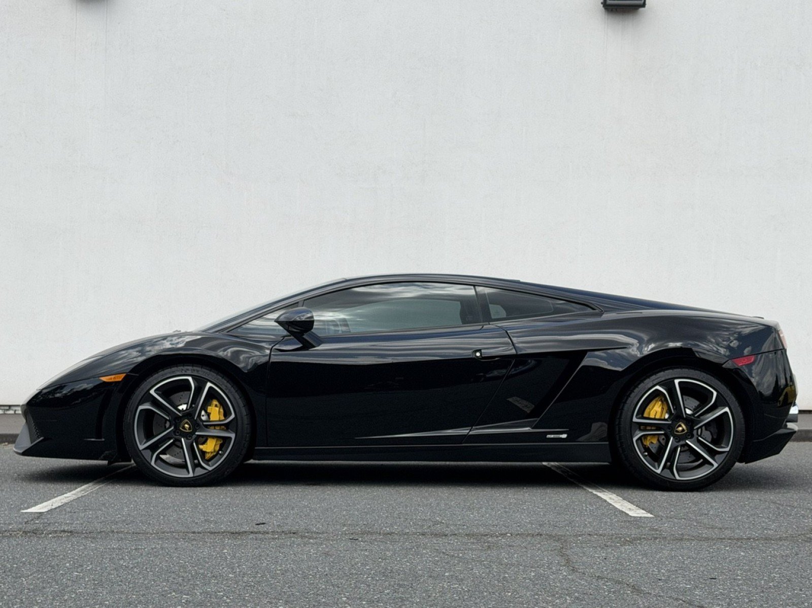 Used 2013 Lamborghini Gallardo LP 550-2 RWD image 4