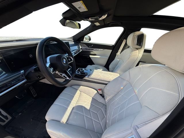Certified 2024 BMW 760i xDrive w/ Executive Package image 13