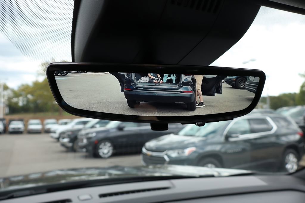 New 2025 Chevrolet Suburban Premier image 27