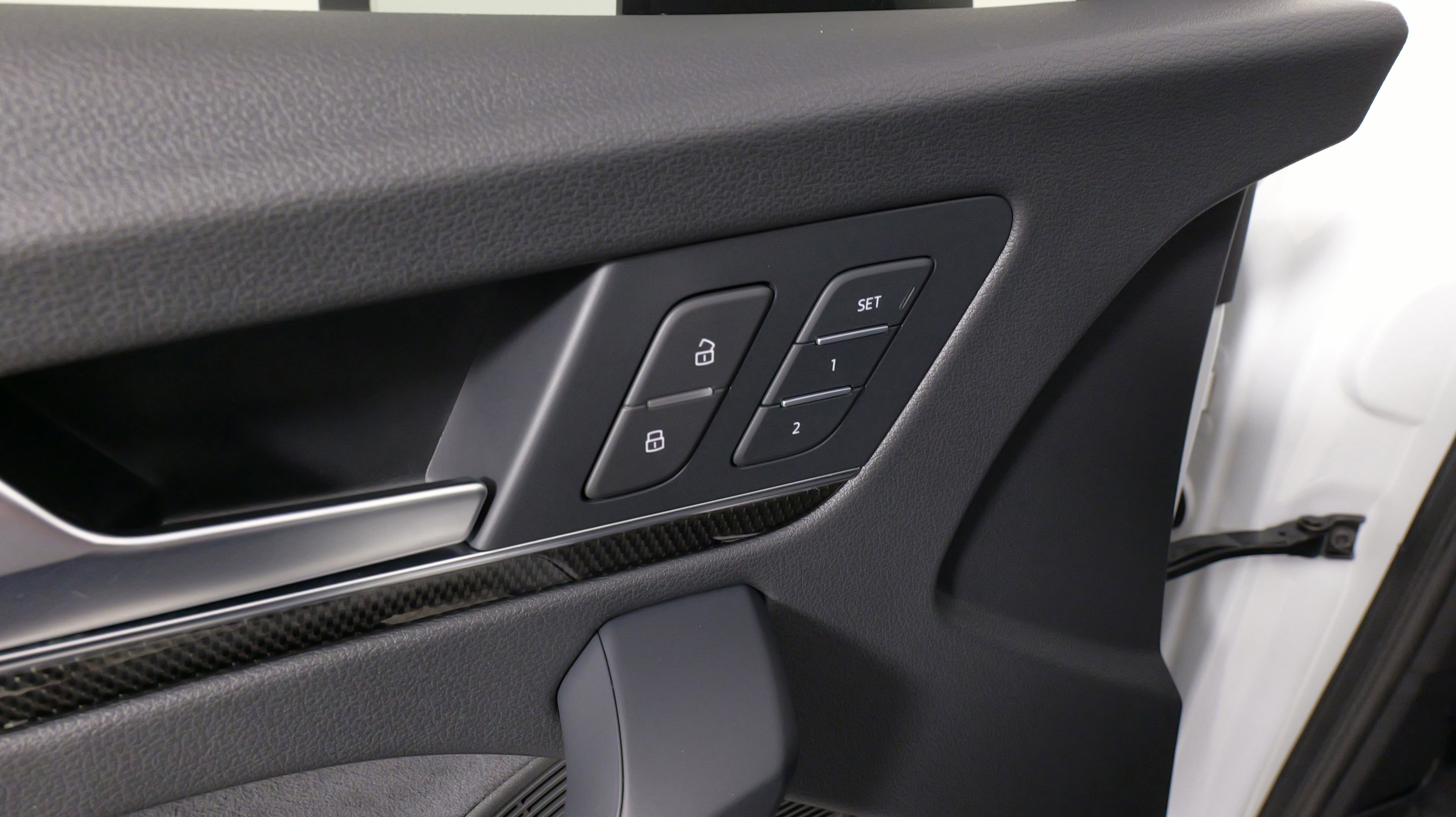 Used 2023 Audi SQ5 Prestige image 24