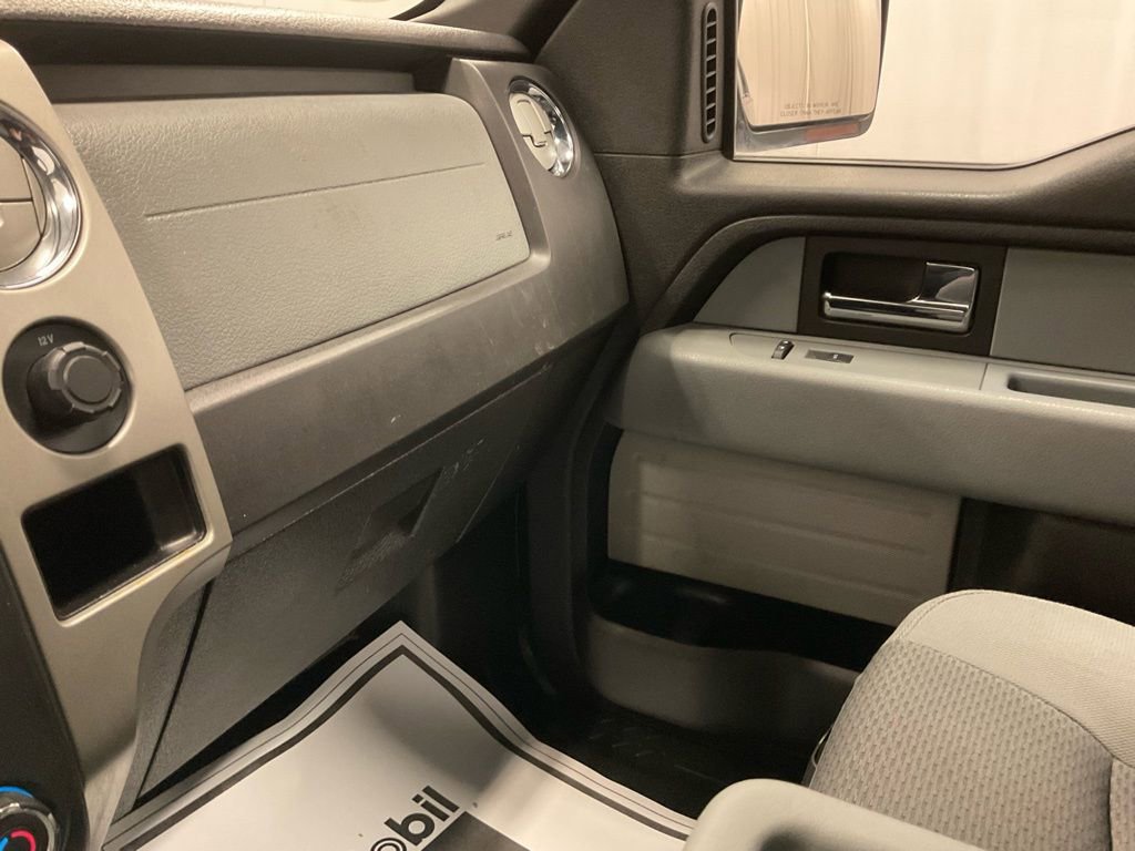 Used 2013 Ford F150 XLT w/ Luxury Equipment Group image 16