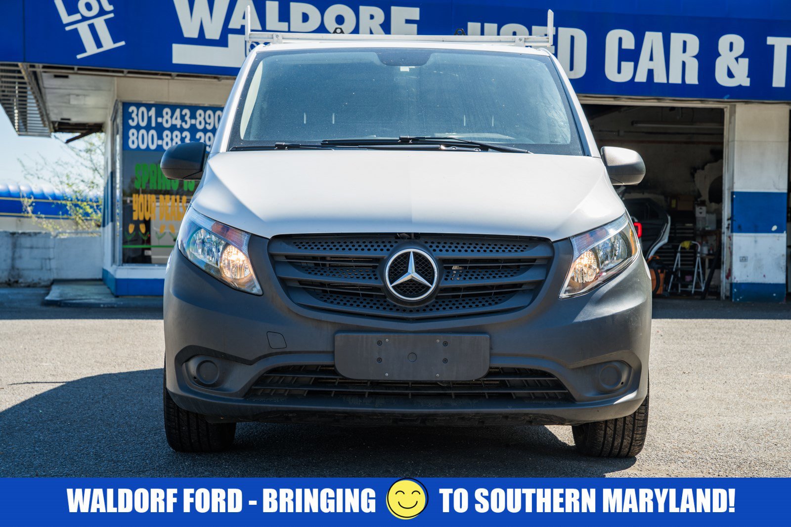Used 2022 Mercedes-Benz Metris image 2