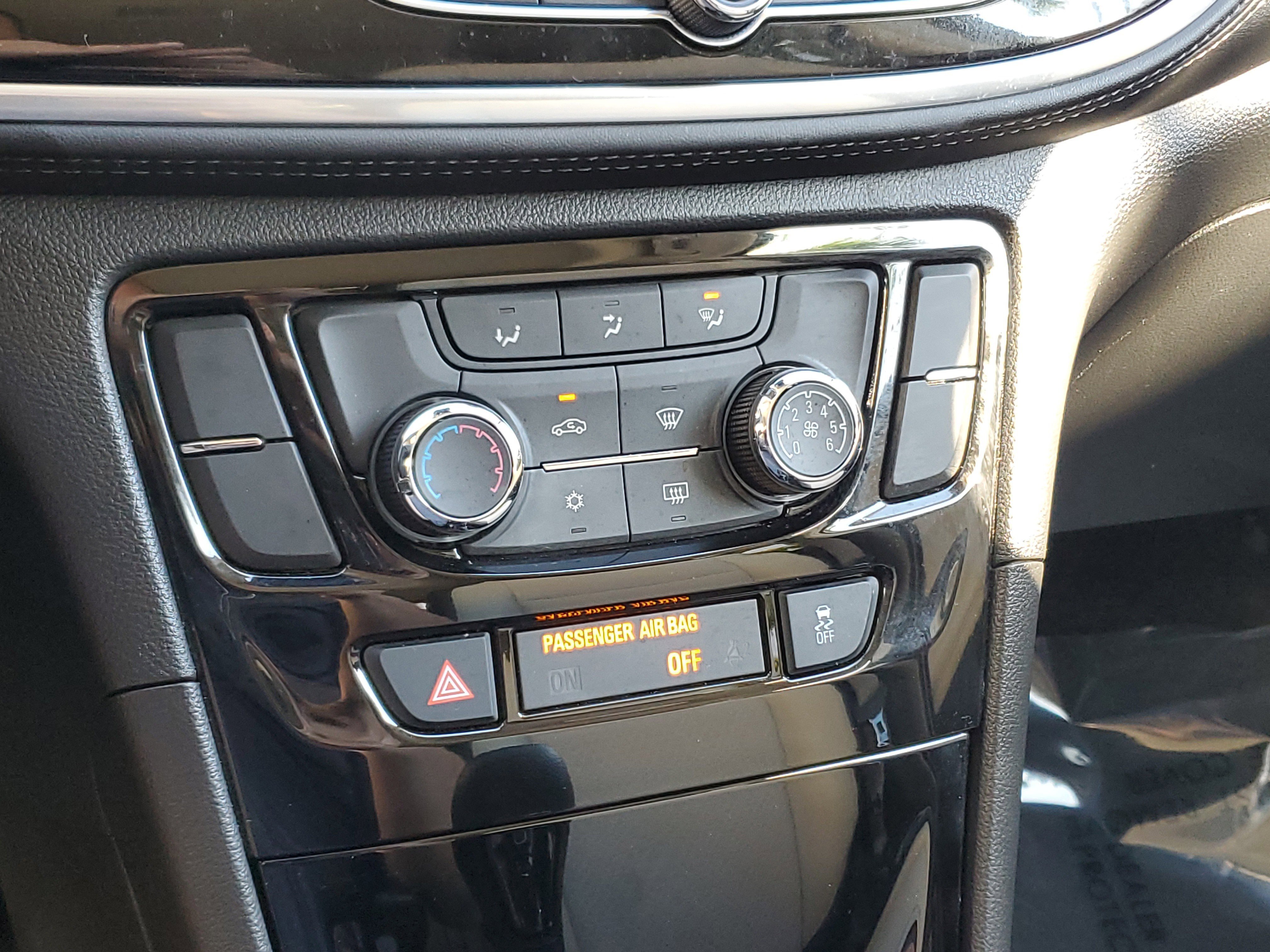 Used 2020 Buick Encore Preferred w/ Safety Package image 26