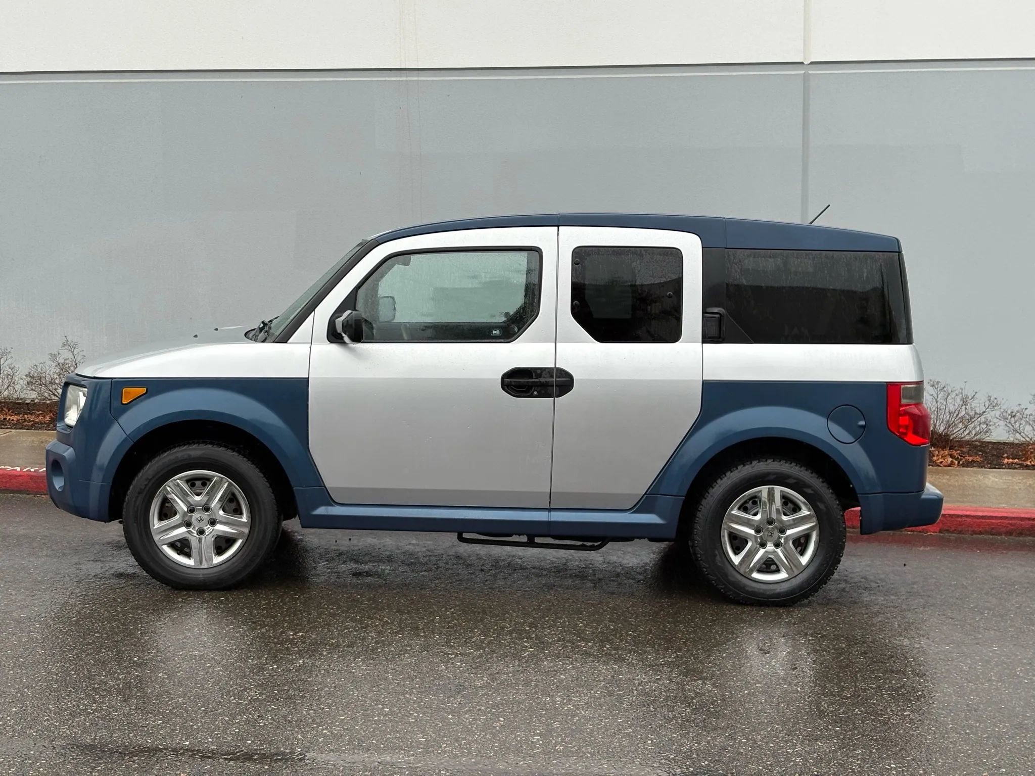 Used 2006 Honda Element LX image 3