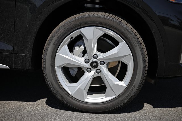 New 2025 Audi Q5 2.0T Premium Plus image 4