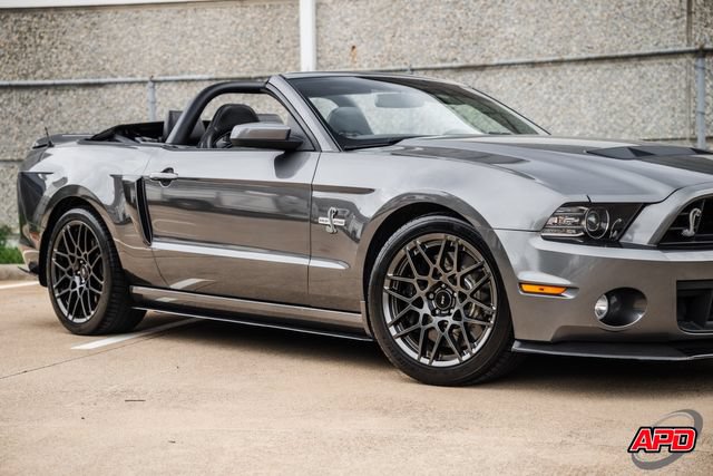 Used 2014 Ford Mustang Shelby GT500 w/ Equipment Group 821A RWD image 45