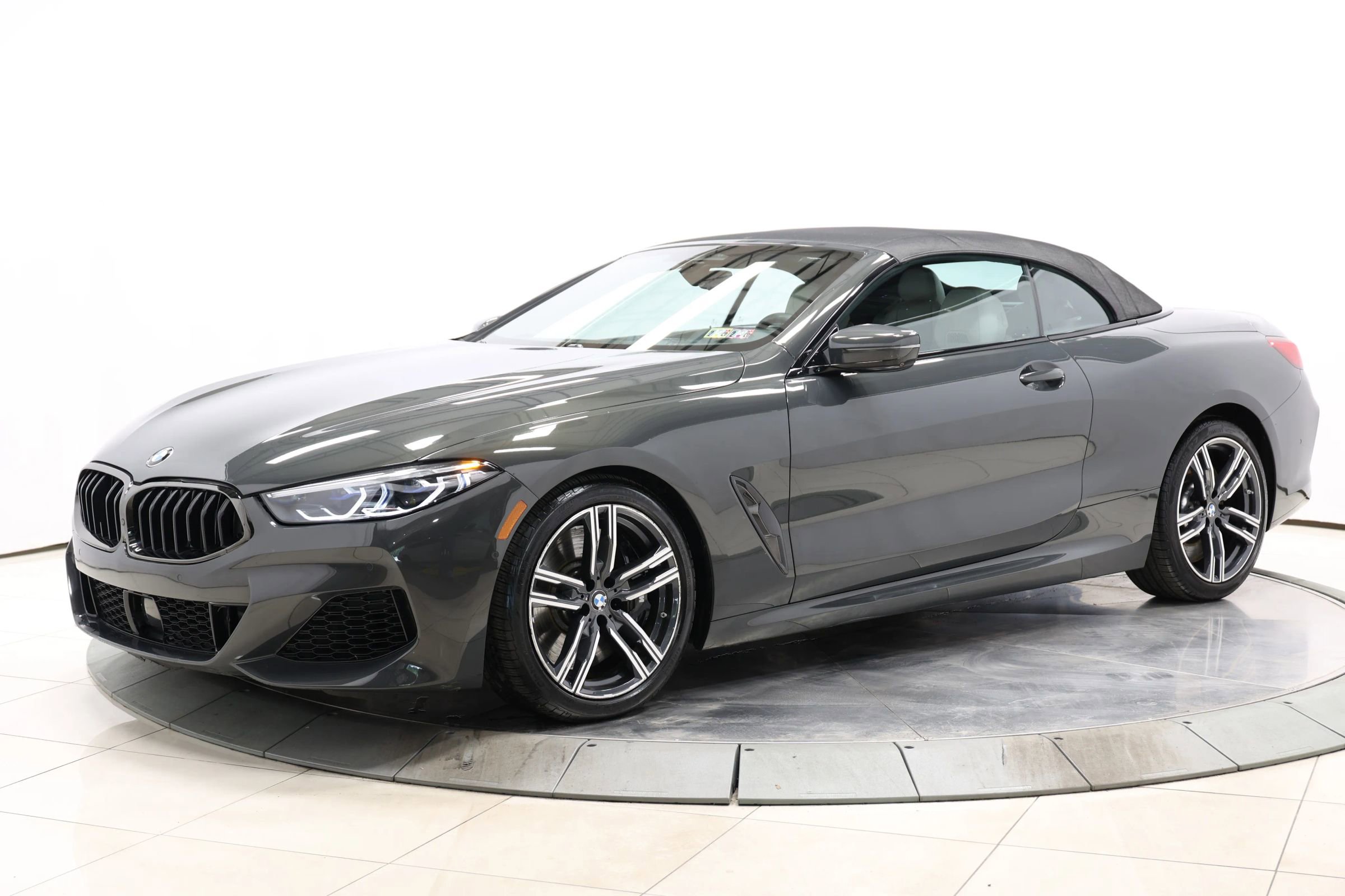 Used 2022 BMW M850i xDrive Convertible AWD/4WD image 83