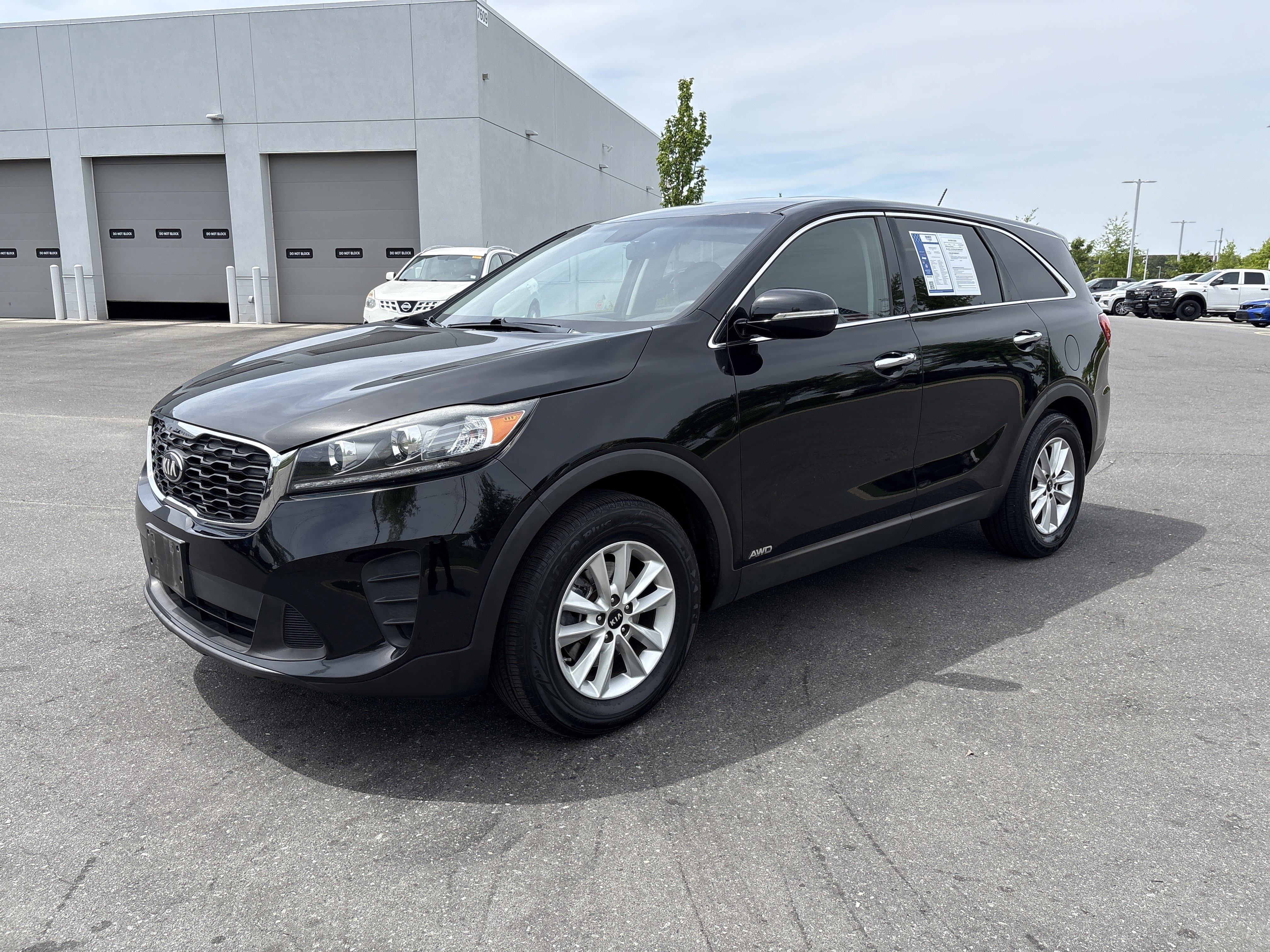 Used 2019 Kia Sorento LX image 5