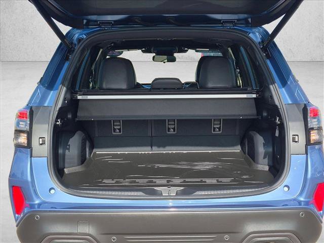 Used 2025 Subaru Forester Limited AWD/4WD image 6