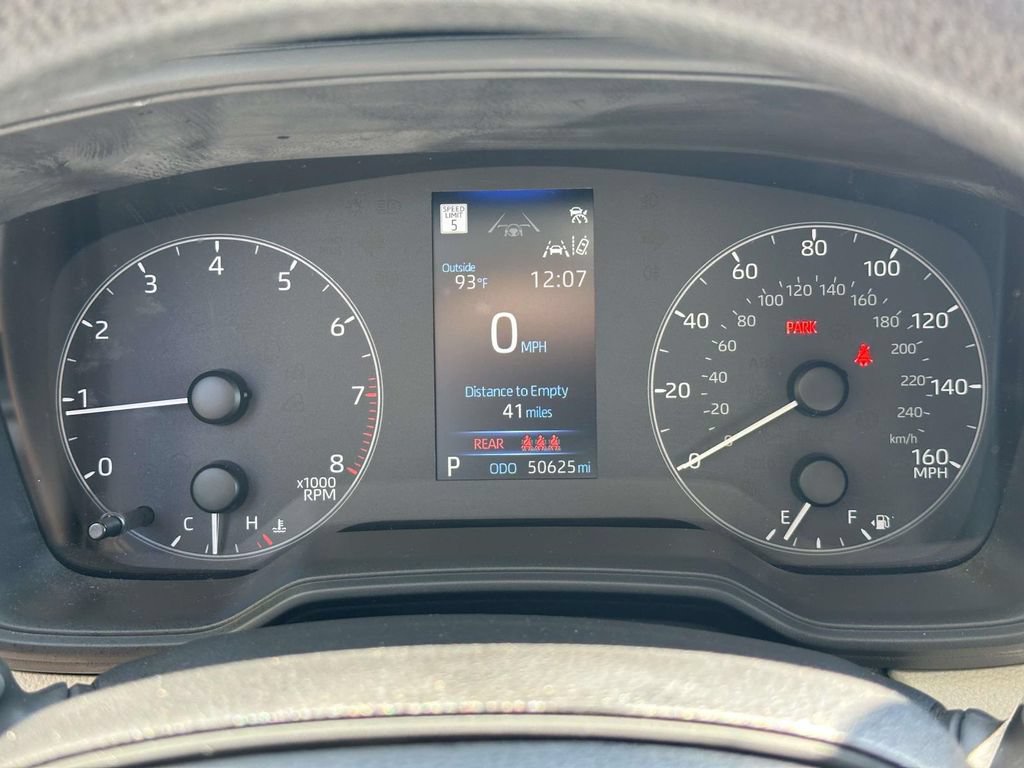 Used 2023 Toyota Corolla Cross L FWD image 19