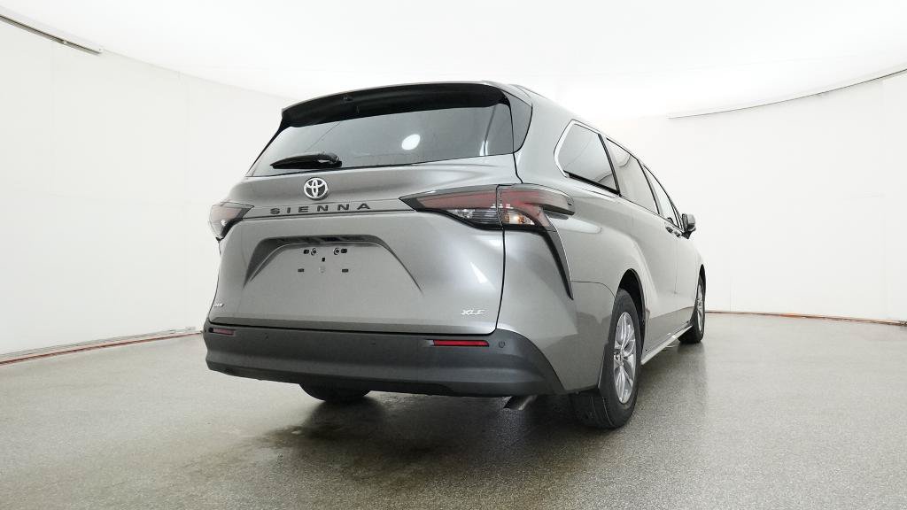 New 2026 Toyota Sienna XLE FWD image 27