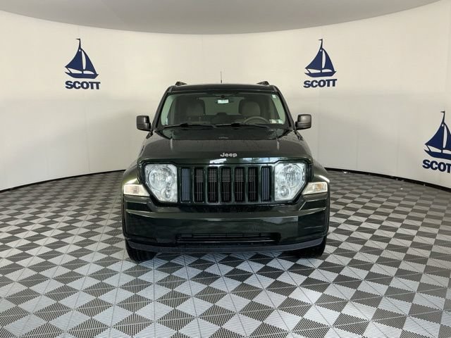 Used 2011 Jeep Liberty Sport w/ Popular Equipment Group AWD/4WD image 2