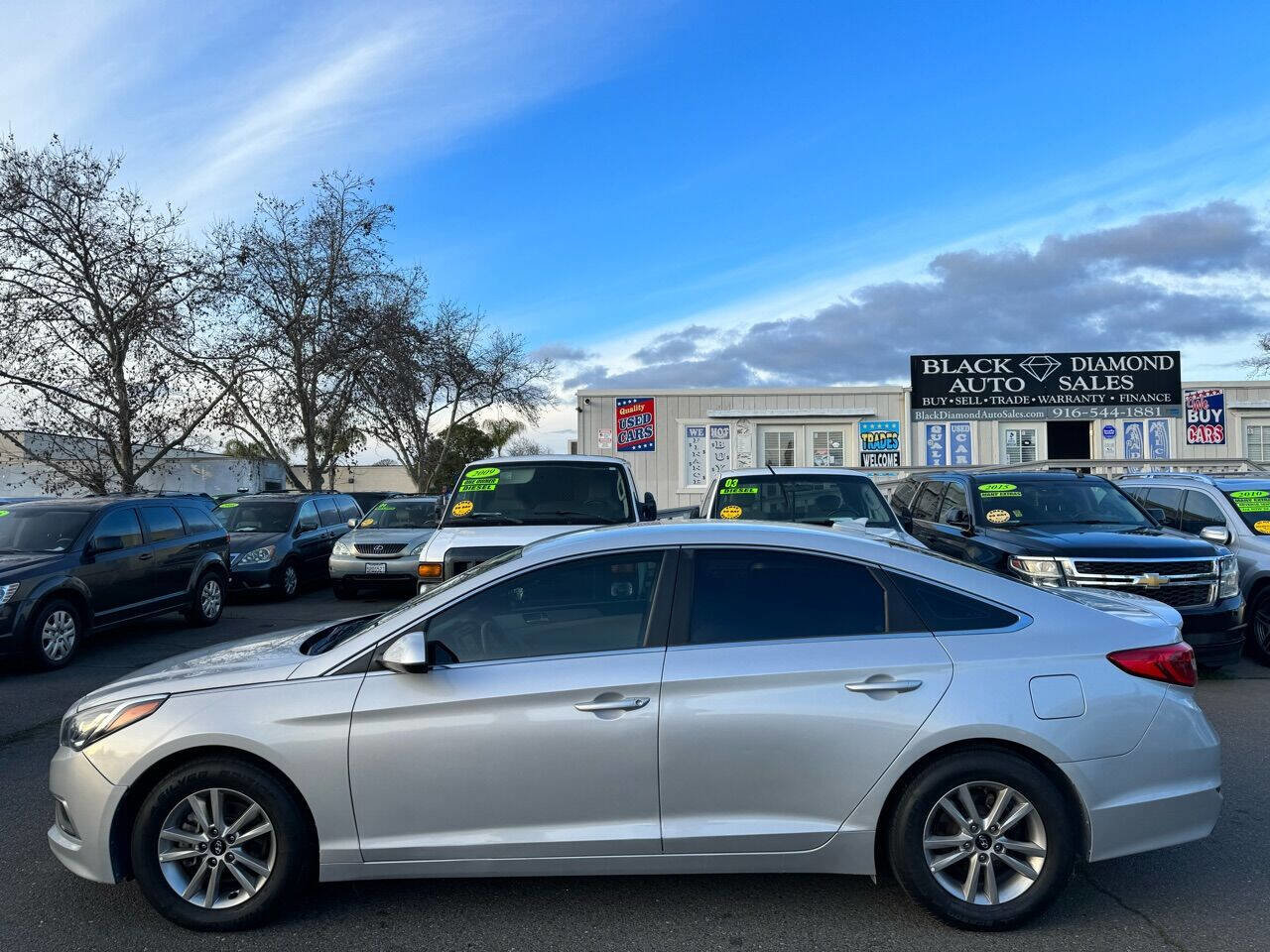 Used 2016 Hyundai Sonata SE FWD image 3