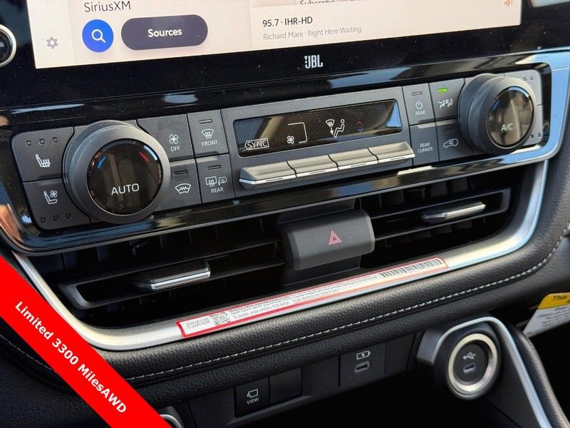 Used 2026 Toyota Grand Highlander Limited image 29