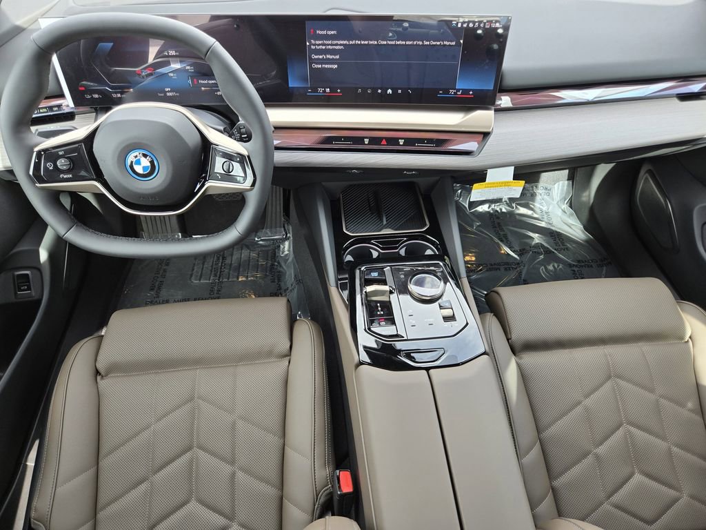 New 2026 BMW i5 eDrive40 w/ Premium Package AWD/4WD image 27