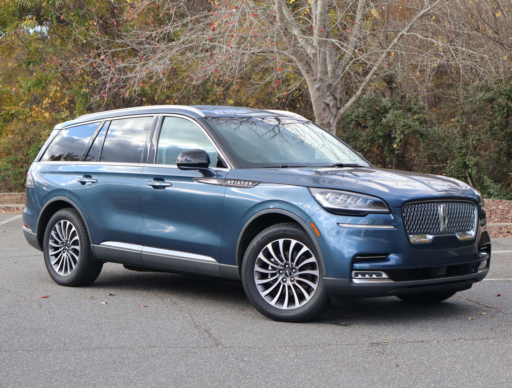 Used 2020 Lincoln Aviator Reserve video 2