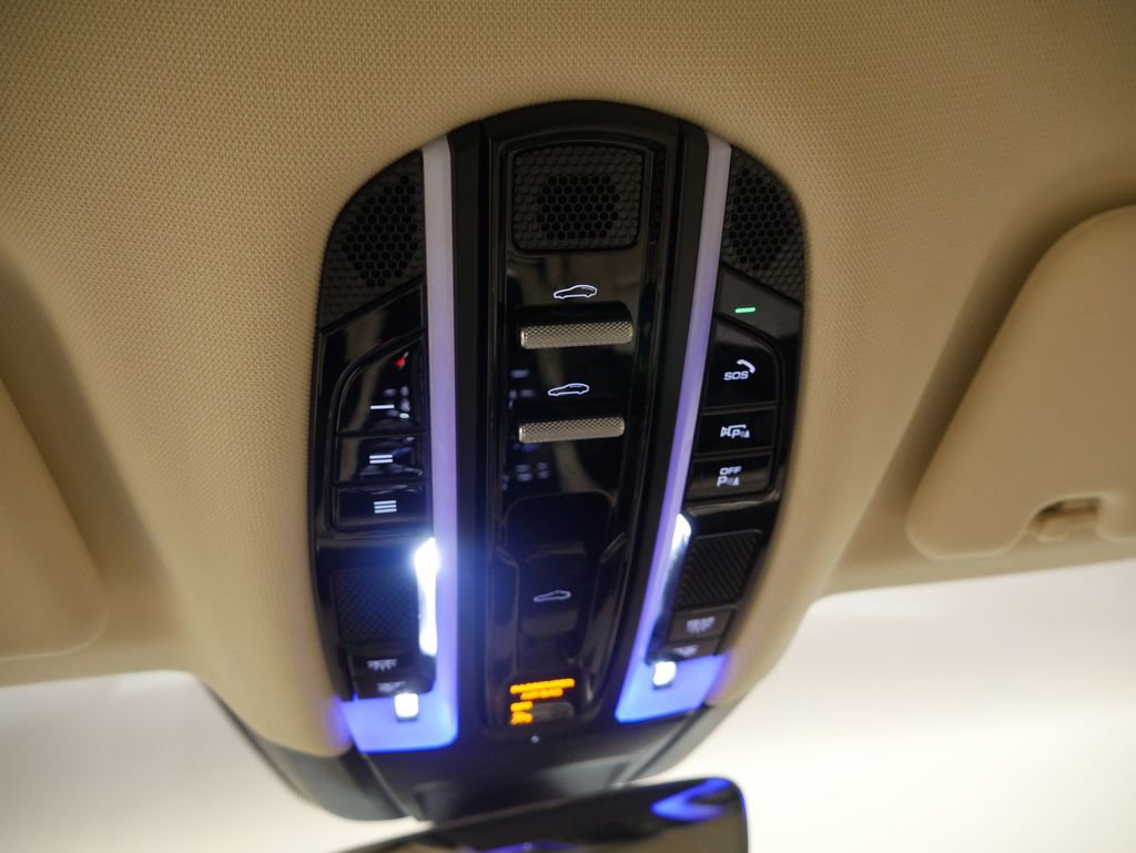 Certified 2023 Porsche Panamera 4S image 48